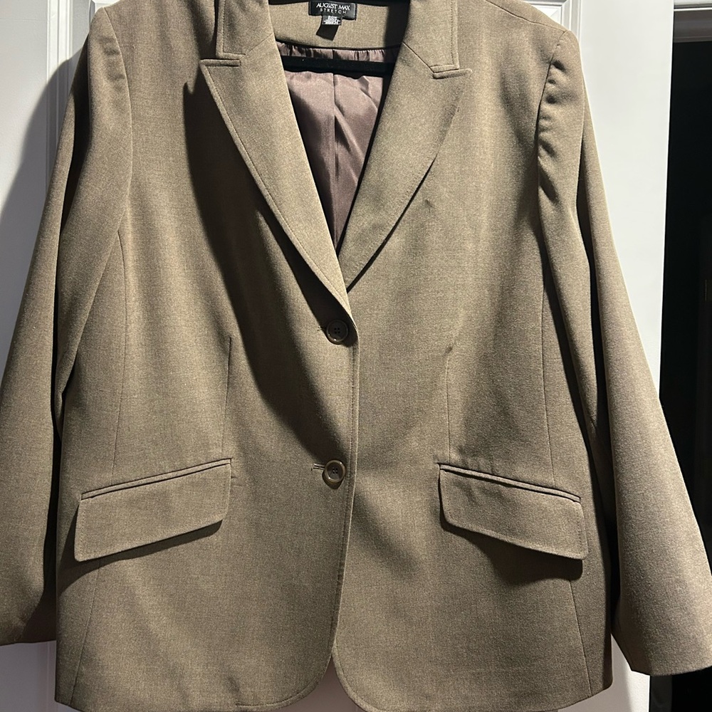 Women's Tan Blazer size 20W